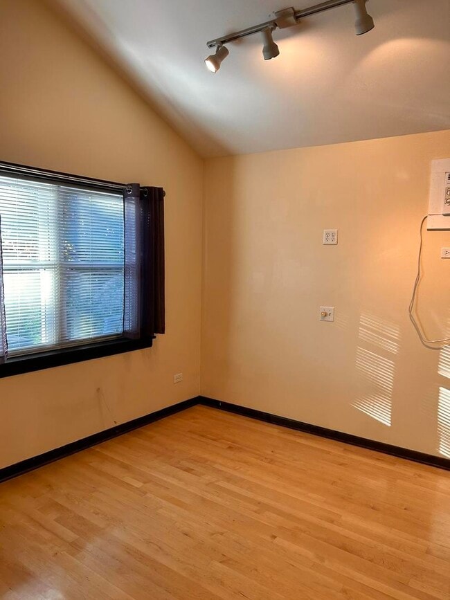 Building Photo - 1307 S Harlem Ave