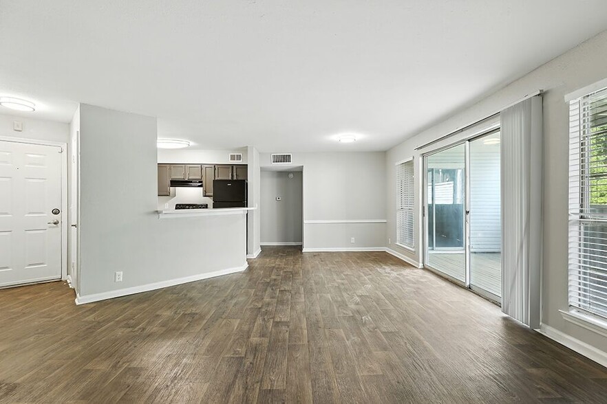 Building Photo - Newport Apartment Homes