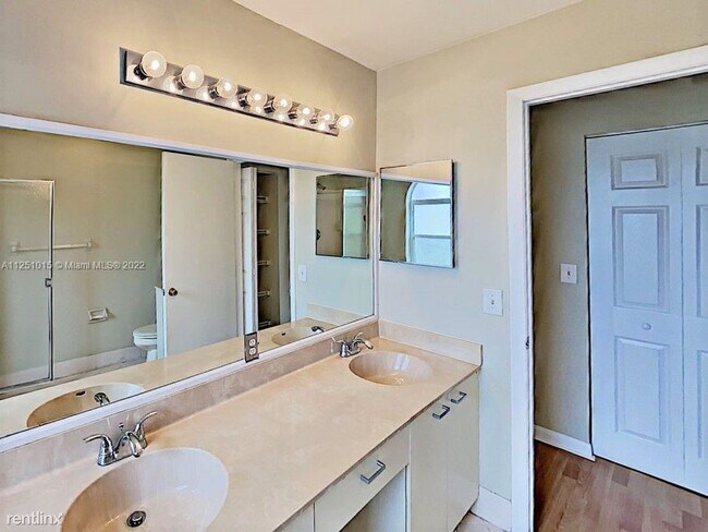 Building Photo - 4 br, 2 bath House - 15901 NW 5th St