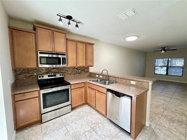 Building Photo - 1121 Trillium Park Ln