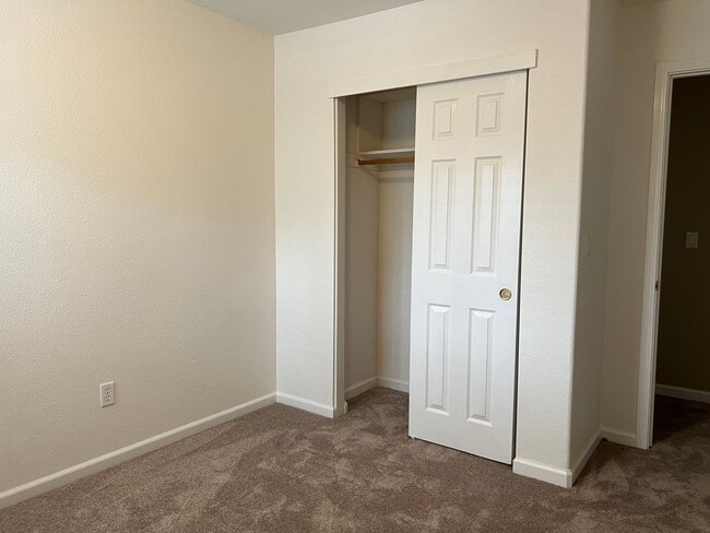 Building Photo - Beautiful 4 Bedroom 3 Bathroom in Folsom
