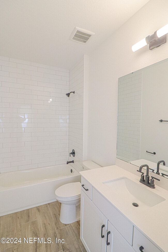 Building Photo - 483 Stargaze Ln