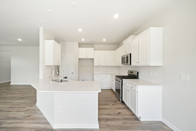 Building Photo - 13012 Lannister Dr