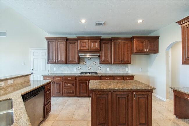 Building Photo - 2026 Arbor Cove