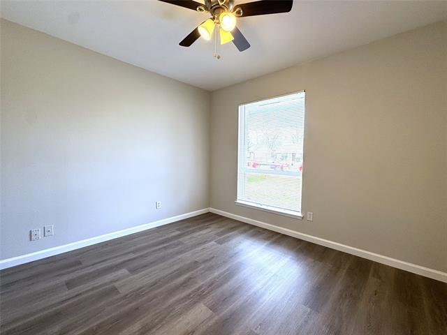 Building Photo - 1612 Fairfield Dr