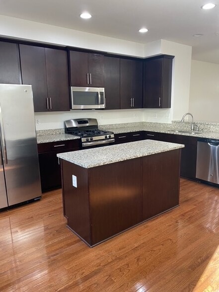 kitchen - 7883 Patterson Way