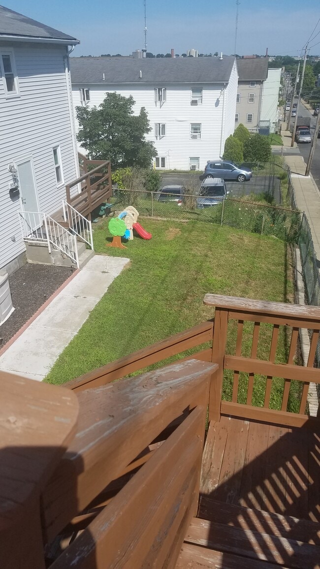 Fenced in Backyard - 100 Smith St