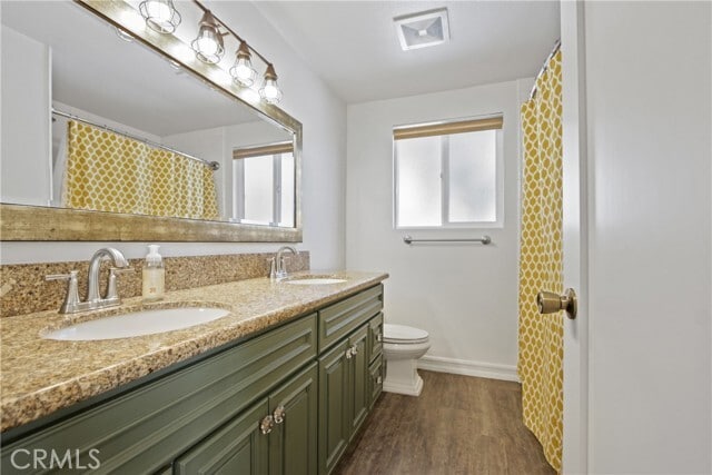Building Photo - 14769 Tacuba Dr