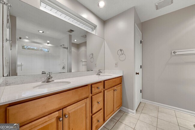 Building Photo - 503 Waterwood Bend