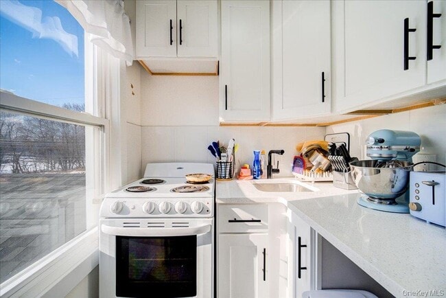 Building Photo - 1256 North Ave