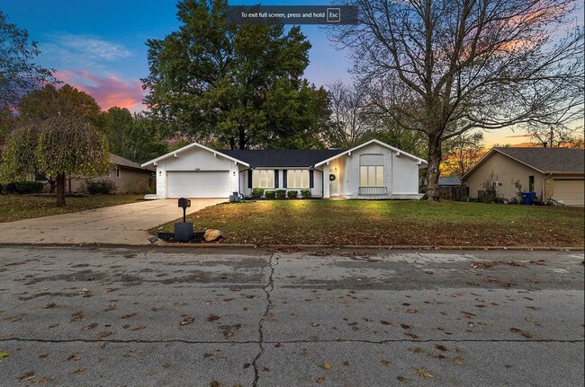 Primary Photo - Welcome to your dream home! 4 bedroom 3 ba...