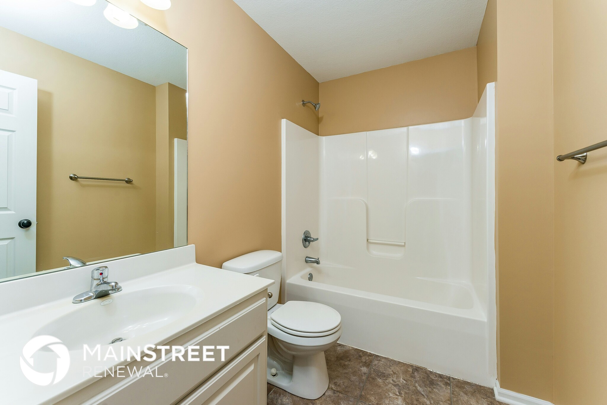 Building Photo - 1606 Fairway Ct