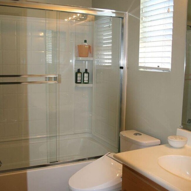 Building Photo - $3,990 - 4 BR - GORGEOUS SAN RAMON HOME IN...