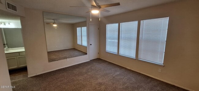 Building Photo - 6617 Dawn Dr