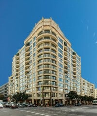 Building Photo - 300 3rd St