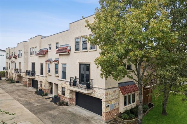 Building Photo - 5804 Hudson St