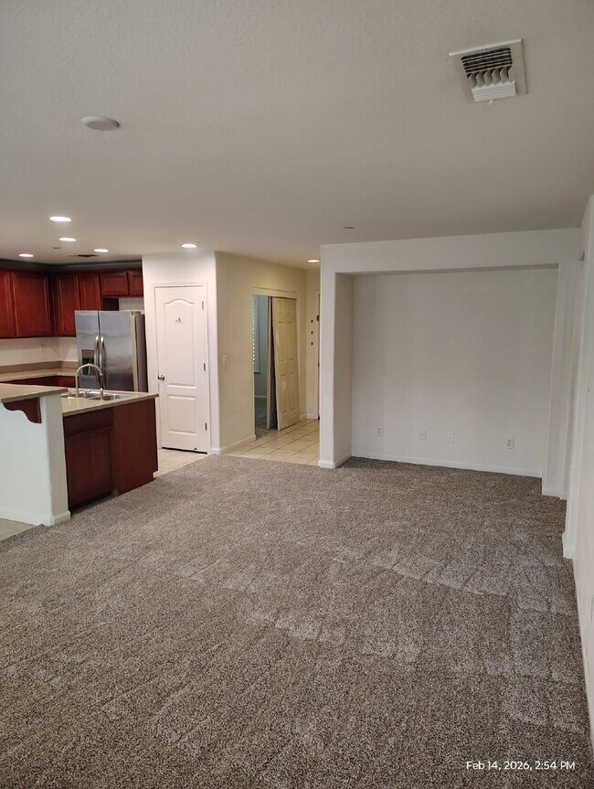 Building Photo - Bonus Office/Den, New Flooring, New Appliance, White Plantation Shutters throughout, Landscaped y...