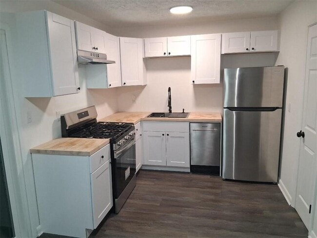 Building Photo - 2651 Bull Run Dr