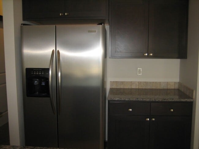 Building Photo - CDA Home w/ 22X45 RV Garage/Shop!