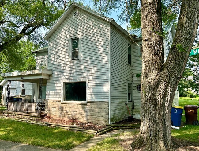 Primary Photo - 314 N Marion St