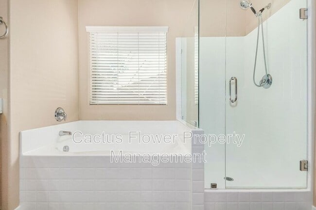 Building Photo - 6350 S Legend Ct