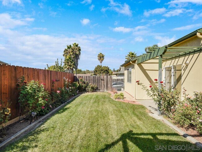 Building Photo - 8152 Zealand Way