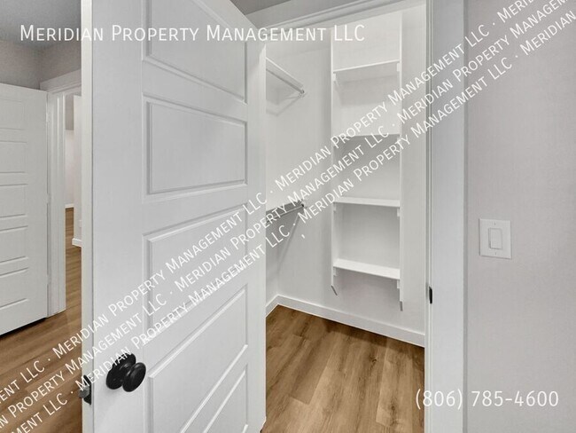 Building Photo - 2128 Kokomo-