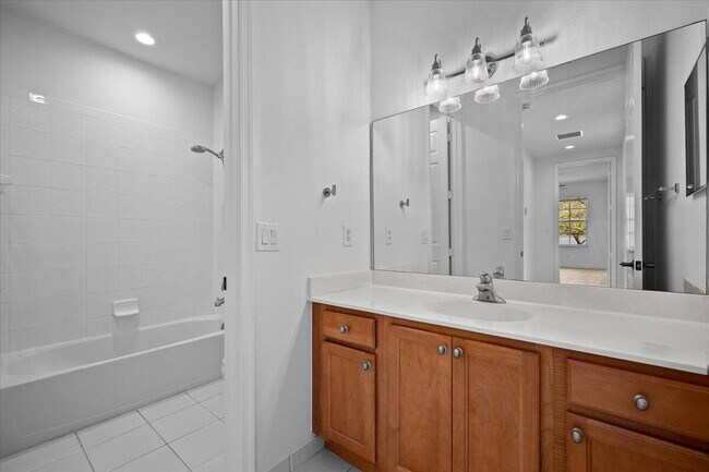 Building Photo - 170 Evergrene Pkwy