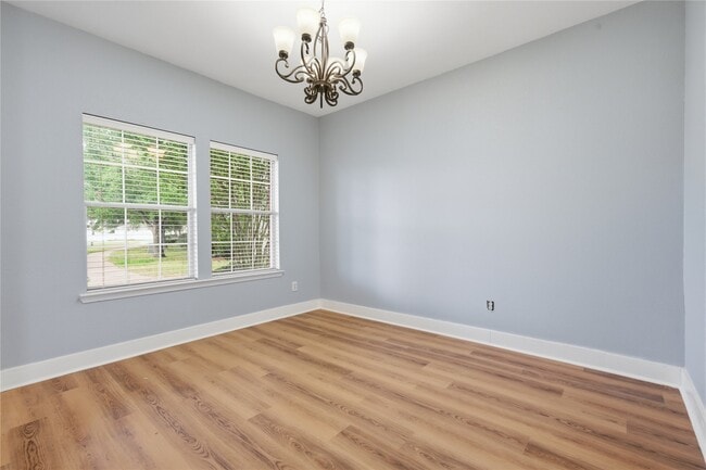 Building Photo - 1613 Palcio Real Dr