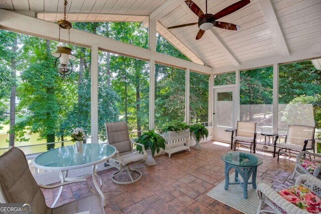 Building Photo - 6440 Deep Woods Ct