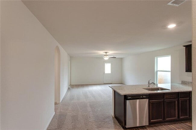 Building Photo - 196 Allington Cir