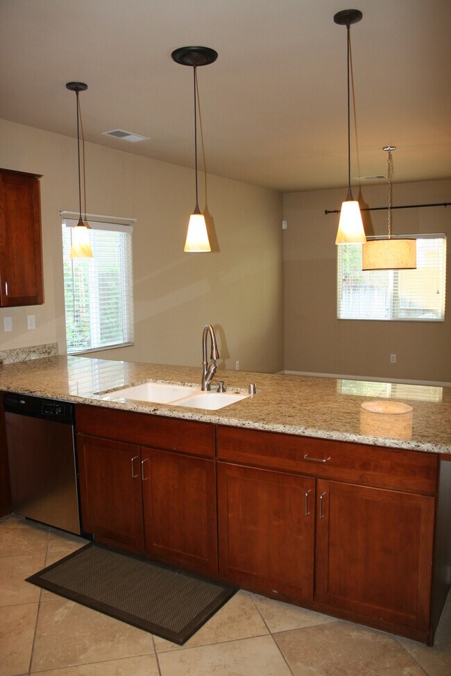 Building Photo - 12606 Willowdale Dr
