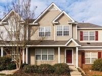 Building Photo - Immaculate Maintenance Free 3 bedroom/2.5 bath Townhouse in Rachel's Keep community off West Wend...