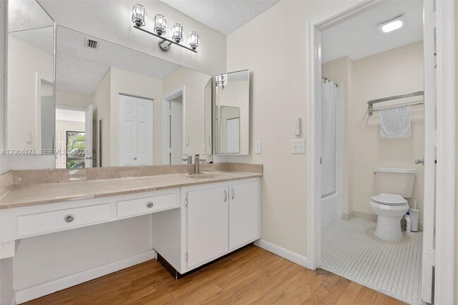 Building Photo - 21810 Cypress Cir