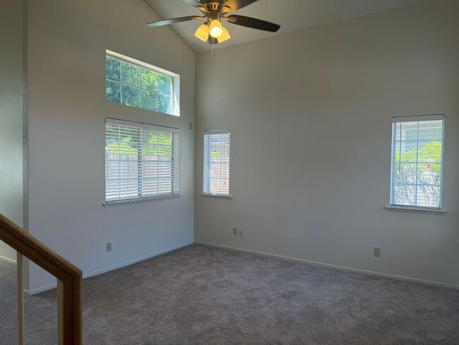 Building Photo - Bright & Spacious 3 Bedroom Home with Vaulted Ceilings, New Carpet & Private Backyard in Antelope!