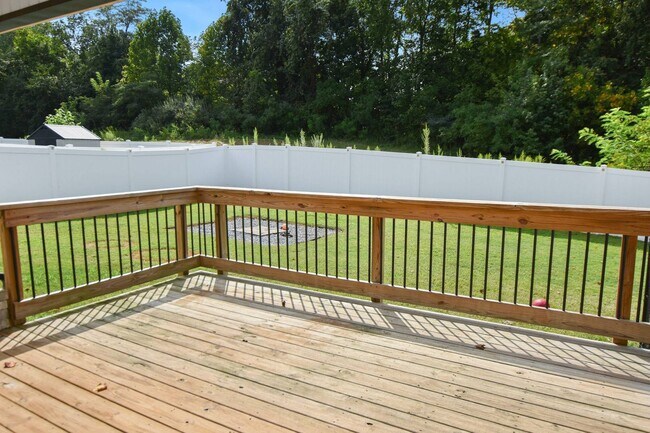 Building Photo - 732 Jodine Ann Dr