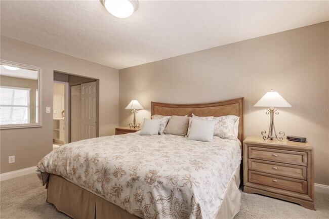 Building Photo - 6052 W Peppertree Way