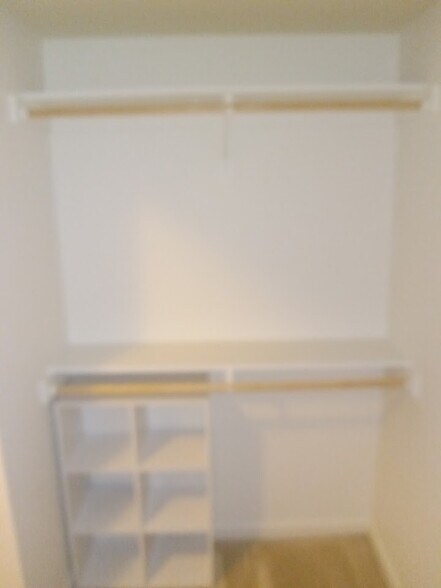 Building Photo - 13415 S Hills Dr