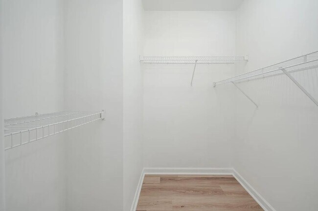 Building Photo - Available now. Great 2 BR/2 BA PARTIALLY FURNISHED Home in Meridian Place!