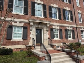 Building Photo - 2125 S St NW