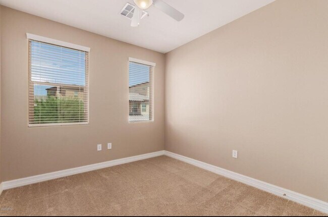 3rd Main bedroom - 2821 S Skyline