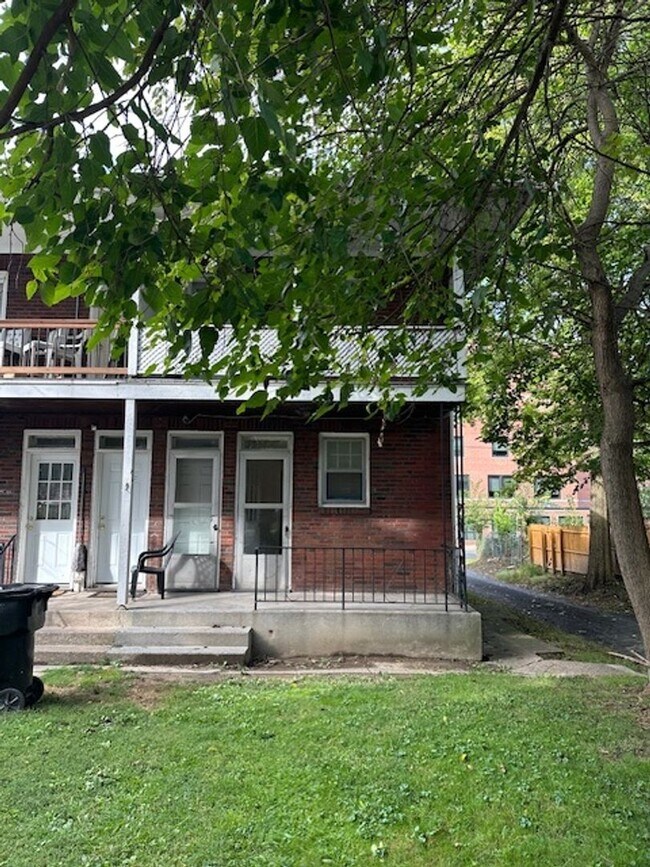 Building Photo - 2547 N 4th St