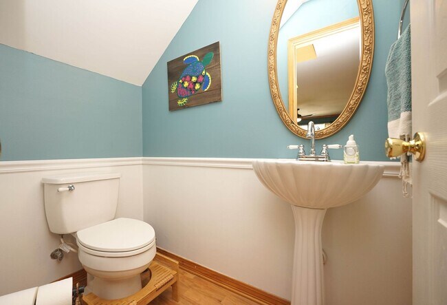 Building Photo - Charming Home in Poquito Bayou – A Nature ...