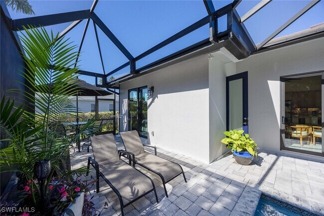 Building Photo - 1871 Dogwood Dr