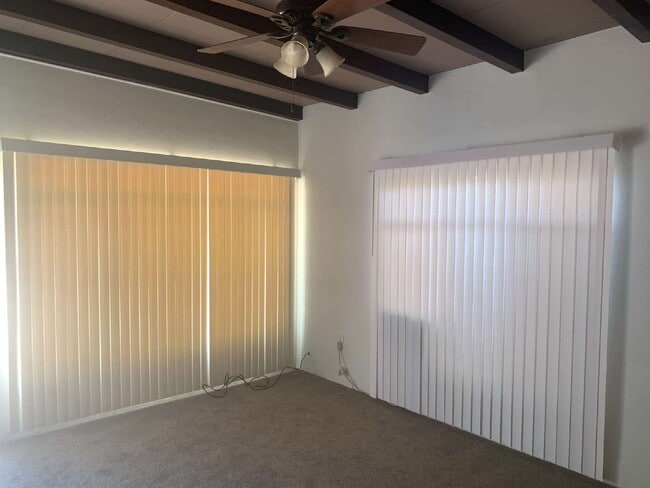 Building Photo - "Cozy Desert Oasis: Charming 2-Bed, 2-Bath...