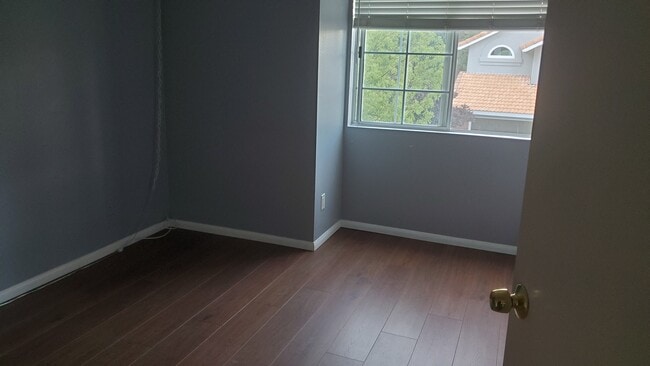 Building Photo - 26721 Linnet Ct