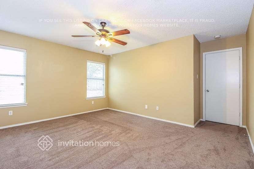 Building Photo - 5813 Northfield Dr