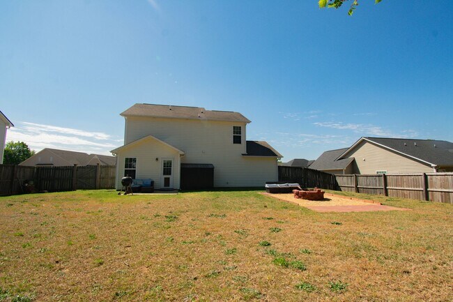 Building Photo - Coming Soon! 3 Bedroom 2.5 Bathroom with Large Fence Yard