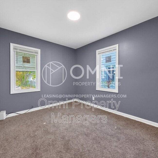 Building Photo - 20553 Hamburg St