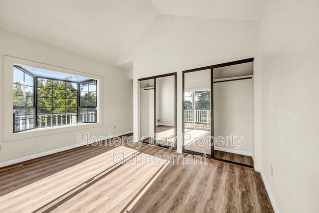 Building Photo - 415 Palo Verde Ave